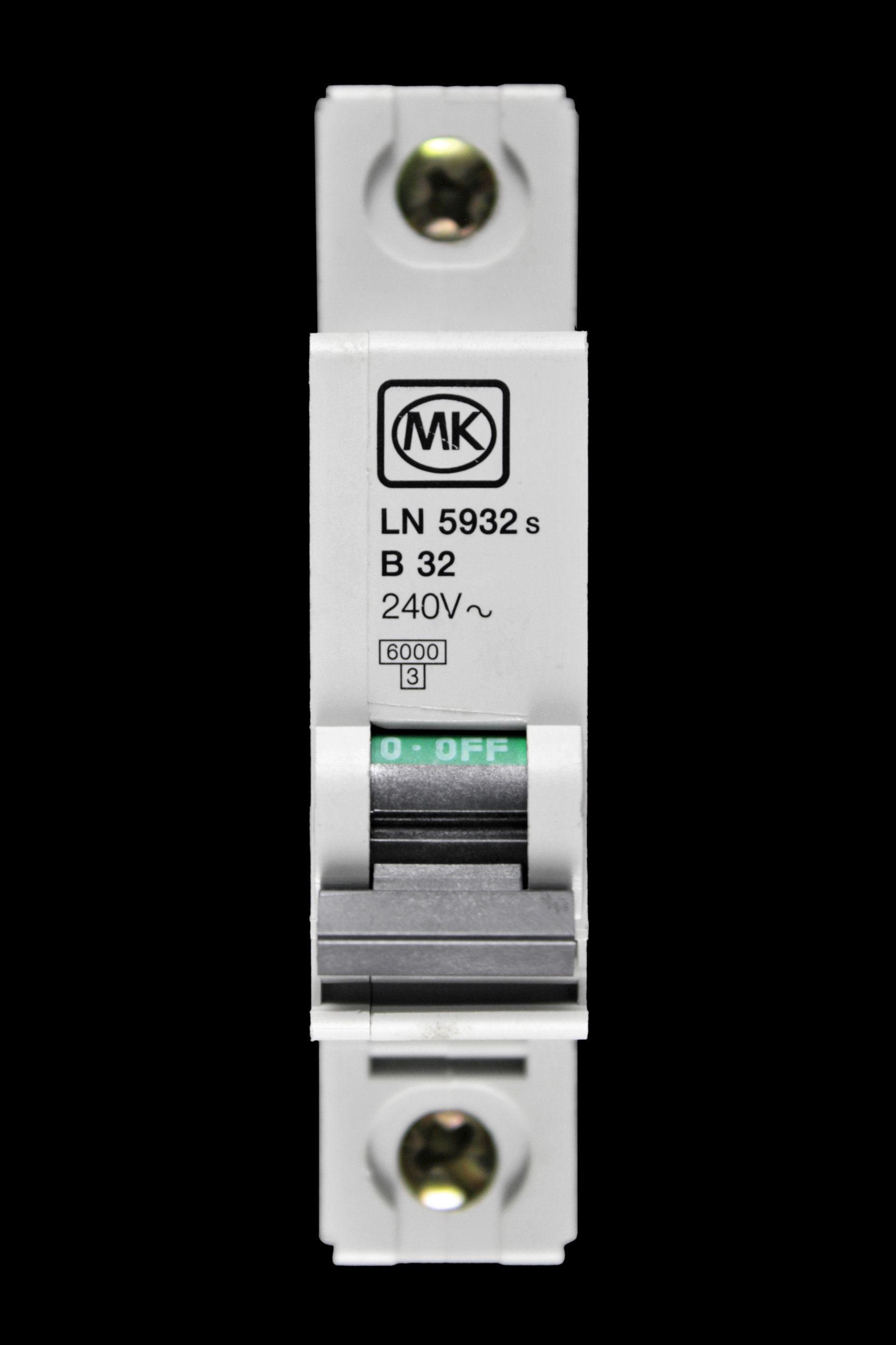 MK 32 AMP CURVE B 6kA MCB CIRCUIT BREAKER LN 5932s SENTRY